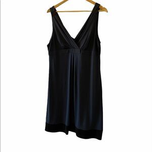 LORI M Navy V Neck Mid Length Pleated Front Dress